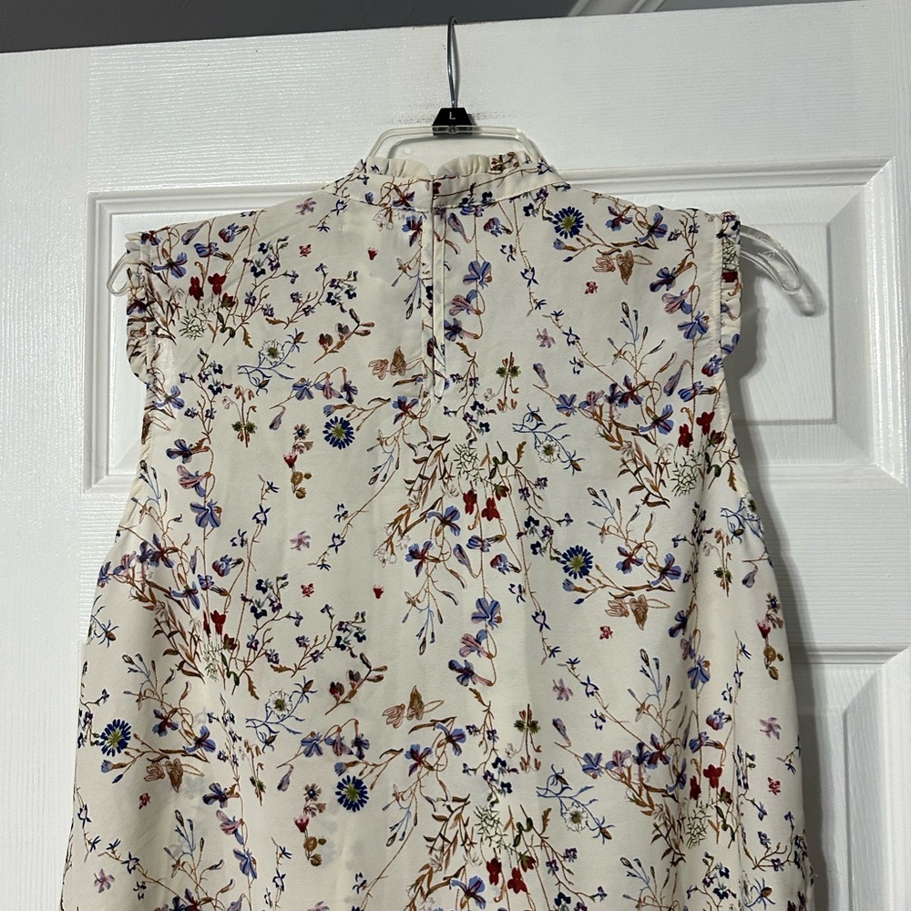 Max Studio Floral Print Sleeveless Blouse - Picture 8 of 15